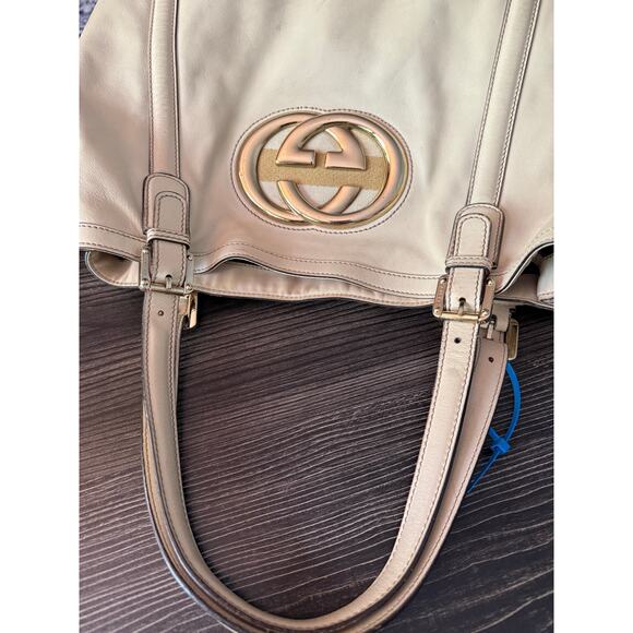 GUCCI Off-White Leather Britt Large Tote Bag - Picture 12 of 16